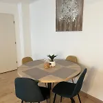 Apartment Champion