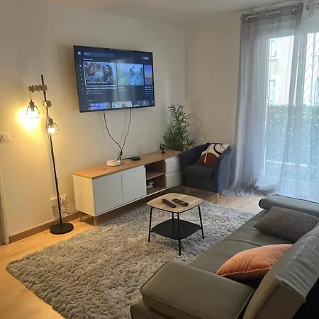 Champion Apartment Sarcelles